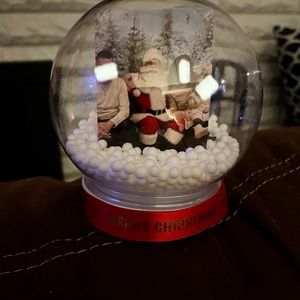 Personalized snow globe